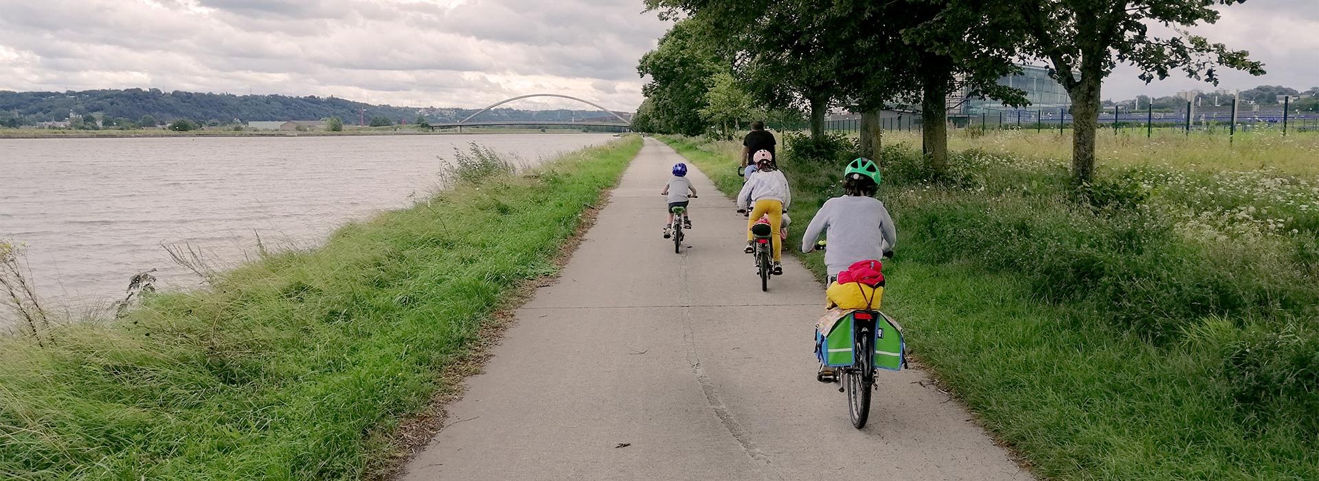 bikepacking gezin met de fiets